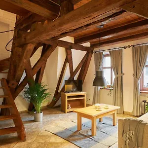 Vincent Oldtown Apartment